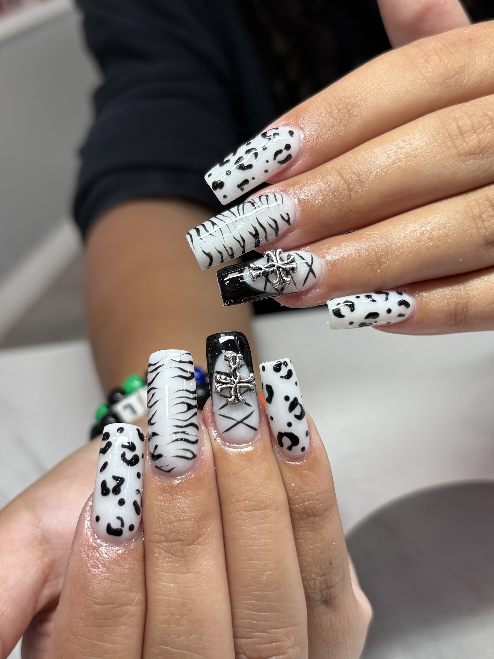 Foxy Nails Bar Thornton nail photo 3